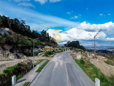 &#8203;&#8203;&#8203;&#8203;&#8203;&#8203;&#8203;Lote de Terreno em Sobrado - Castelo de Paiva