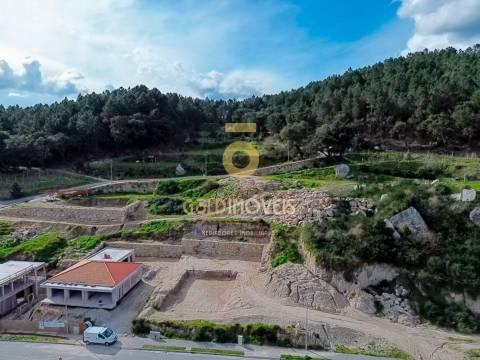 &#8203;&#8203;&#8203;&#8203;&#8203;&#8203;&#8203;Lote de Terreno em Sobrado - Castelo de Paiva
