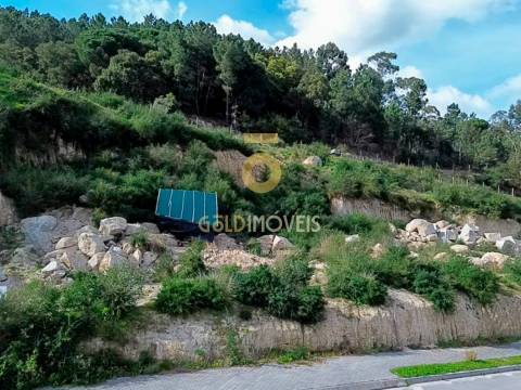 &#8203;&#8203;&#8203;&#8203;&#8203;&#8203;&#8203;Lote de Terreno em Sobrado - Castelo de Paiva