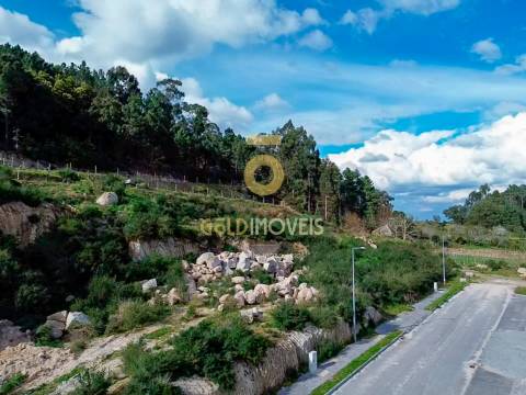 &#8203;&#8203;&#8203;&#8203;&#8203;&#8203;&#8203;Lote de Terreno em Sobrado - Castelo de Paiva