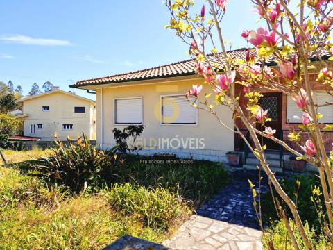 Moradia Isolada T3 Venda em Oliveira de Azeméis, Santiago de Riba-Ul, Ul, Macinhata da Seixa e Madail,Oliveira de Azeméis