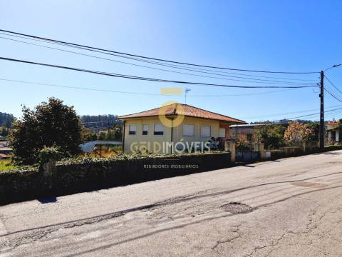 Moradia Isolada T3 Venda em Oliveira de Azeméis, Santiago de Riba-Ul, Ul, Macinhata da Seixa e Madail,Oliveira de Azeméis