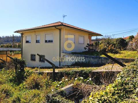 Moradia Isolada T3 Venda em Oliveira de Azeméis, Santiago de Riba-Ul, Ul, Macinhata da Seixa e Madail,Oliveira de Azeméis