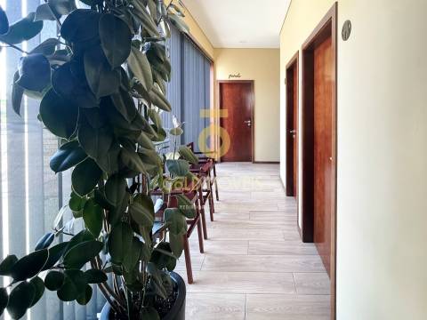 Loja  Venda em Sobrado e Bairros,Castelo de Paiva