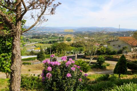 Terreno Para Construção  Venda em Recezinhos (São Mamede),Penafiel