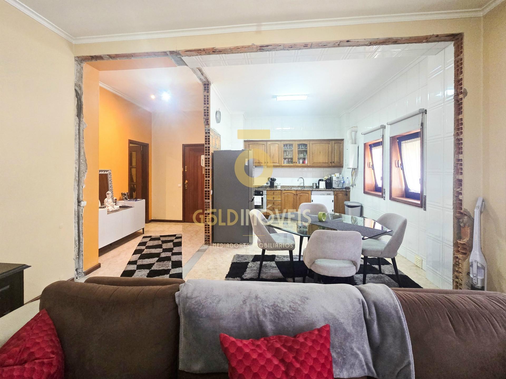 Apartamento T3 Venda em Fiães,Santa Maria da Feira