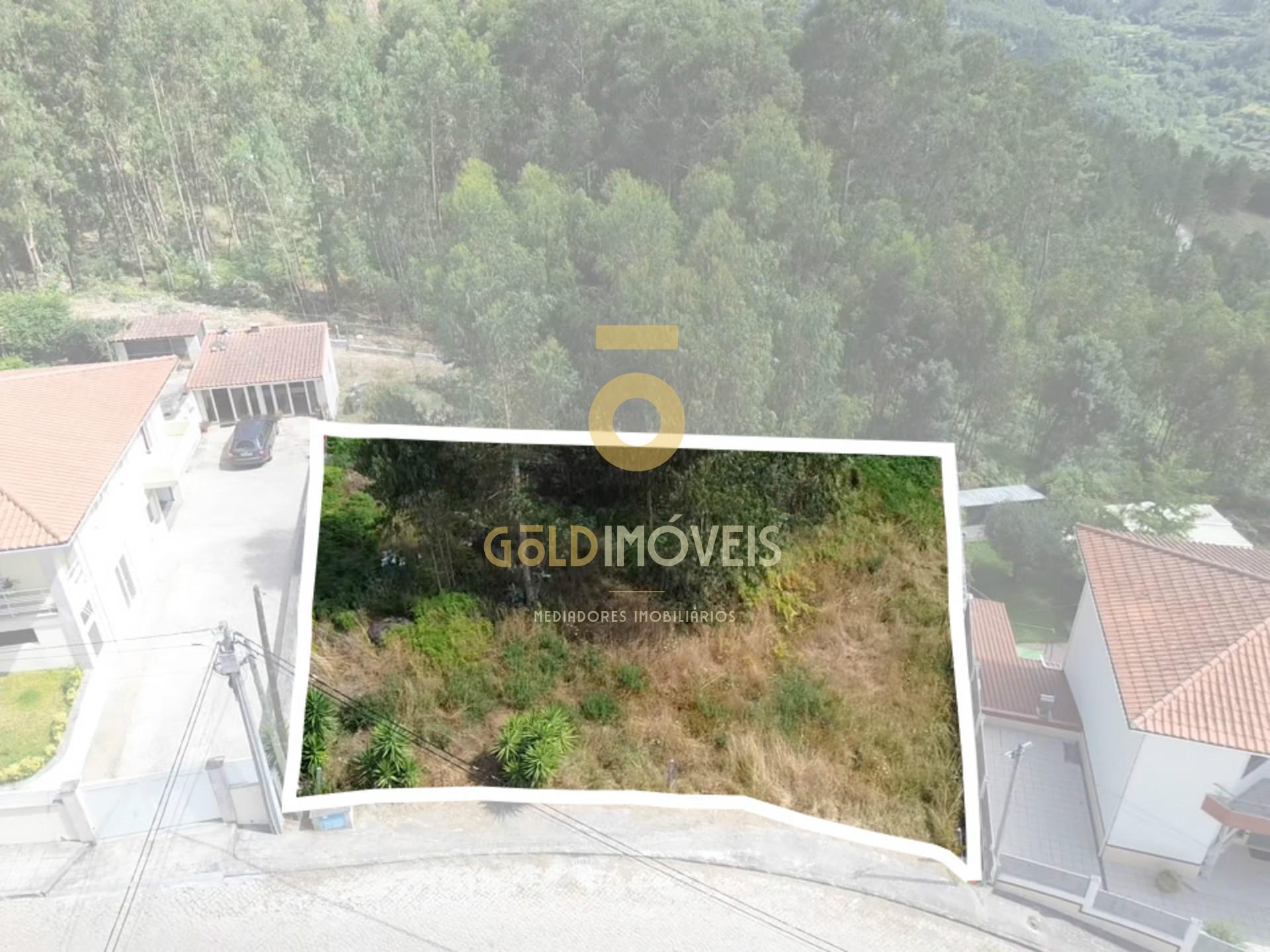Lote de Terreno Urbano em Bairros, Castelo de Paiva