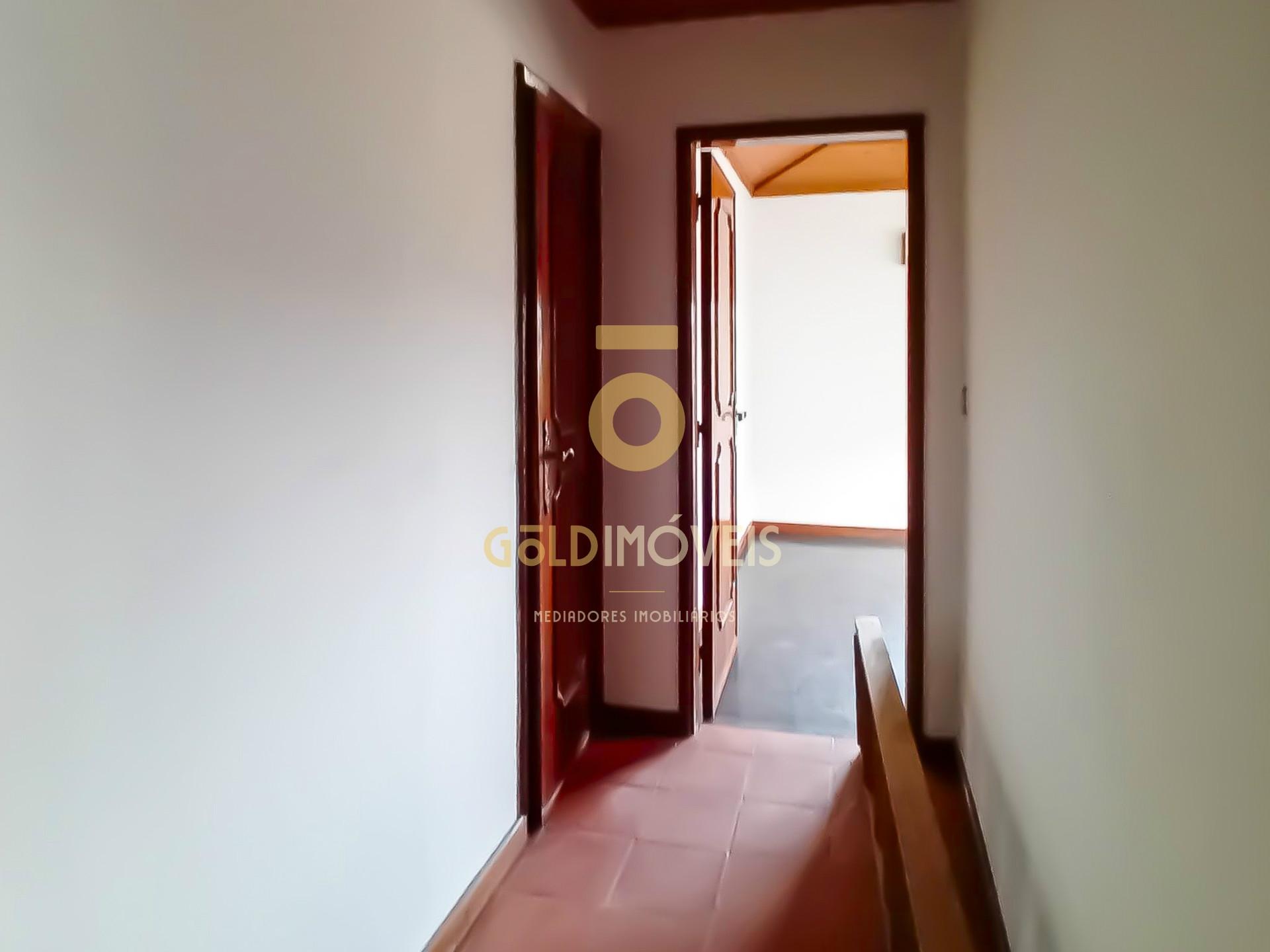 Andar Moradia T4 Arrendamento em Santa Maria de Sardoura,Castelo de Paiva