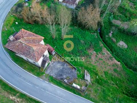 MORADIA T3 PARA REMODELAÇÃO TOTAL | TRAVANCA CINFÃES