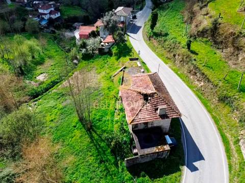 MORADIA T3 PARA REMODELAÇÃO TOTAL | TRAVANCA CINFÃES