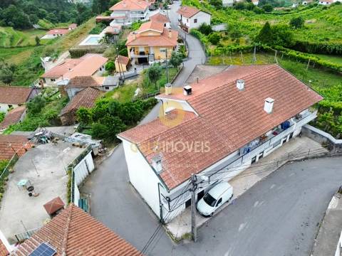 Loja  Venda em Sobrado e Bairros,Castelo de Paiva