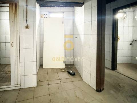 Loja  Venda em Sobrado e Bairros,Castelo de Paiva