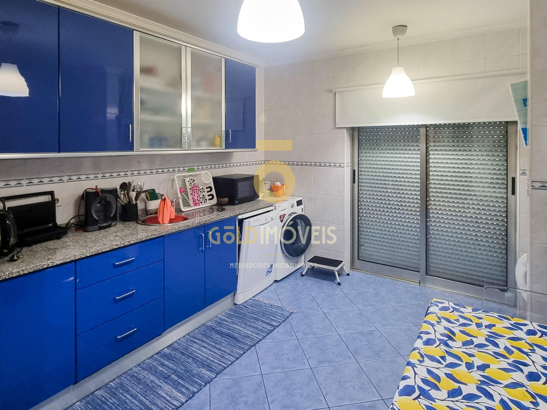 Apartamento T3 Arrendamento em Paredes,Paredes