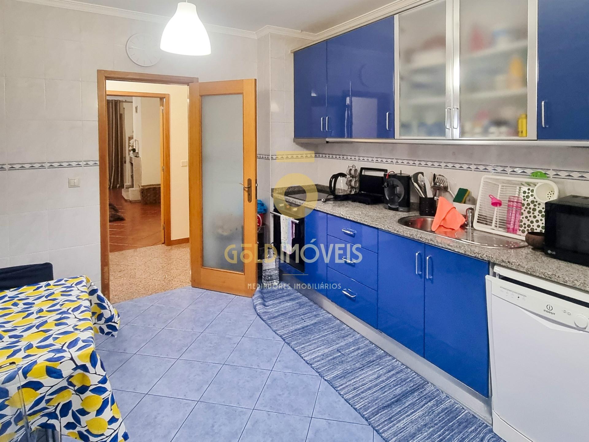 Apartamento T3 Arrendamento em Paredes,Paredes