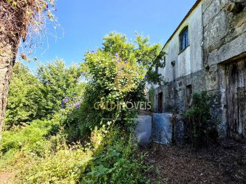 Moradia Geminada T3 Venda em Fornelos,Cinfães