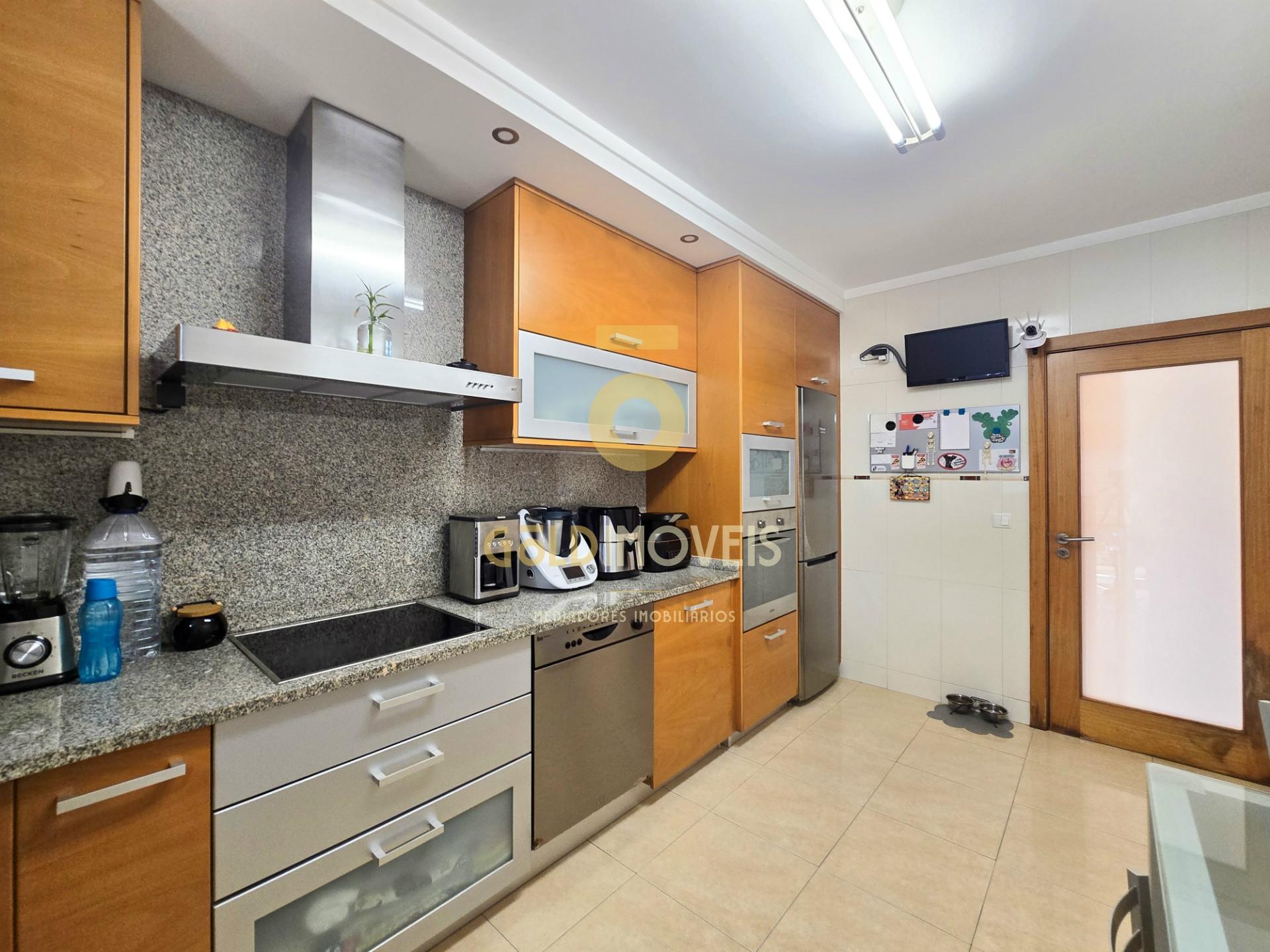 Apartamento T3 DUPLEX Venda em Serzedo e Perosinho,Vila Nova de Gaia