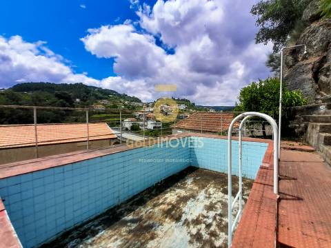 Moradia T5 Venda em Souselo,Cinfães