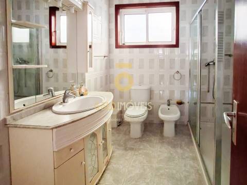 Moradia T5 Venda em Souselo,Cinfães