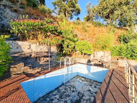 Moradia T5 Venda em Souselo,Cinfães
