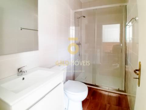Moradia T5 Venda em Souselo,Cinfães