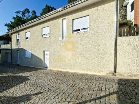 Moradia T5 Venda em Souselo,Cinfães