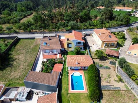 Moradia Isolada T4 Venda em Nogueira do Cravo e Pindelo,Oliveira de Azeméis