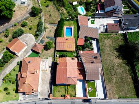 Moradia Isolada T4 Venda em Nogueira do Cravo e Pindelo,Oliveira de Azeméis