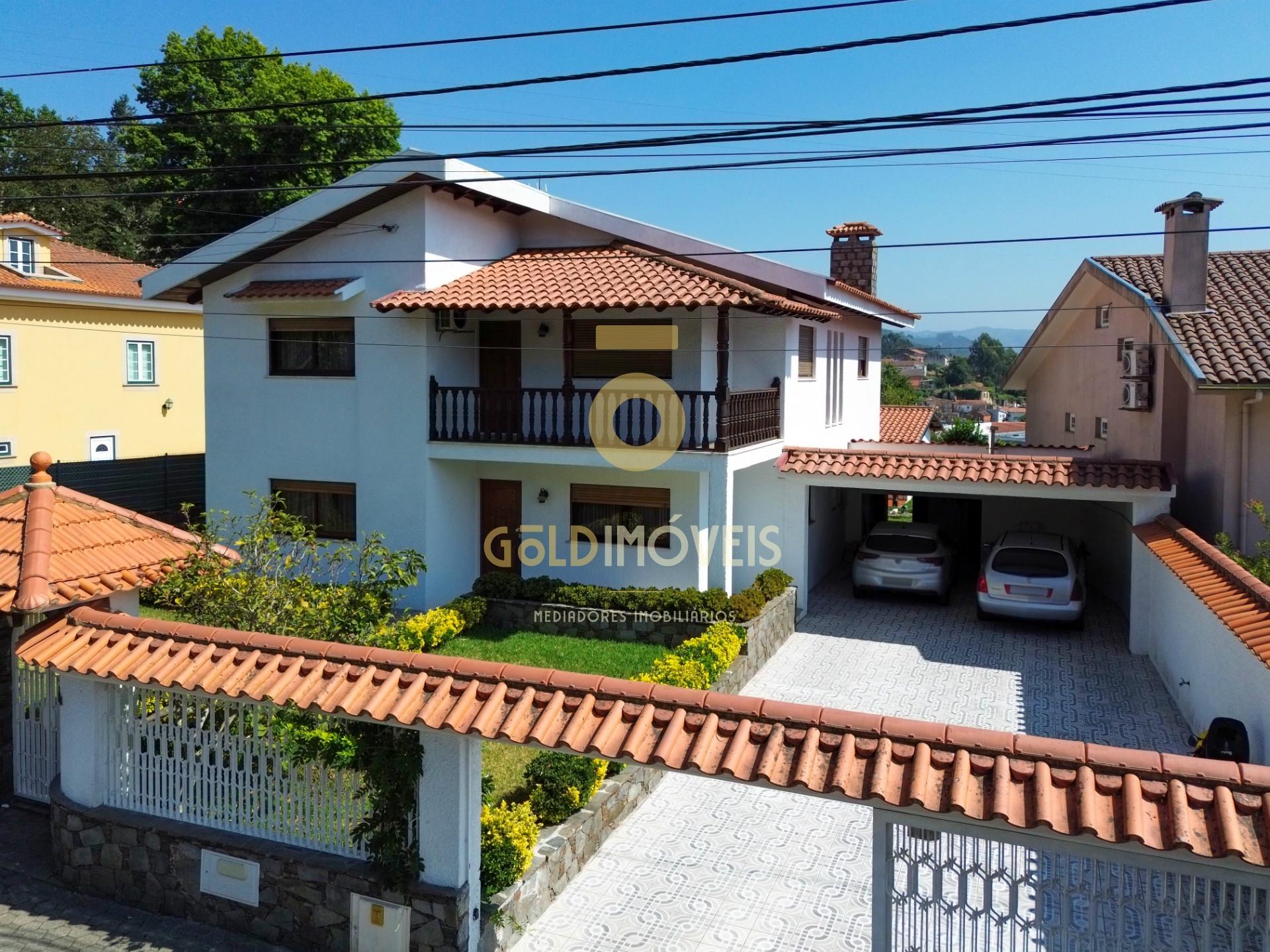 Moradia Isolada T4 Venda em Nogueira do Cravo e Pindelo,Oliveira de Azeméis