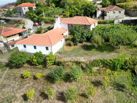 Moradia T3 Venda em Fornelos,Cinfães