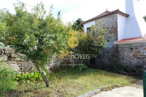 Moradia T3 Venda em Fornelos,Cinfães