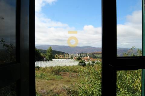 Moradia T3 Venda em Fornelos,Cinfães