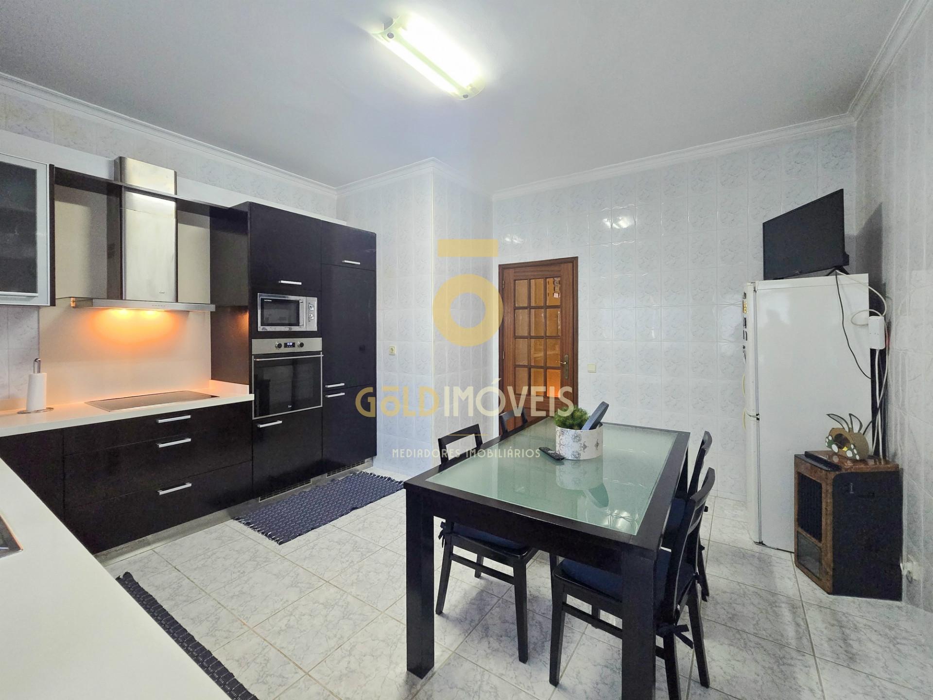 Apartamento T3 Venda em Cesar,Oliveira de Azeméis