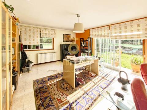 Moradia Isolada T3 Venda em Macieira de Sarnes,Oliveira de Azeméis