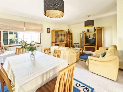 Moradia Isolada T3 Venda em Macieira de Sarnes,Oliveira de Azeméis