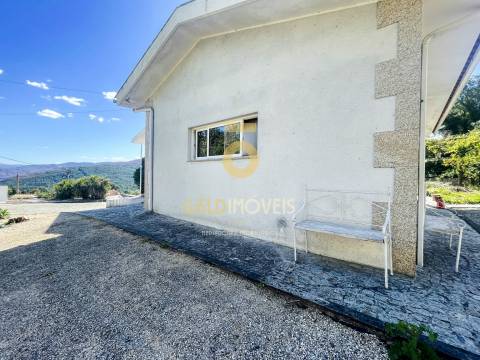 Moradia Isolada T3 Venda em Sobrado e Bairros,Castelo de Paiva