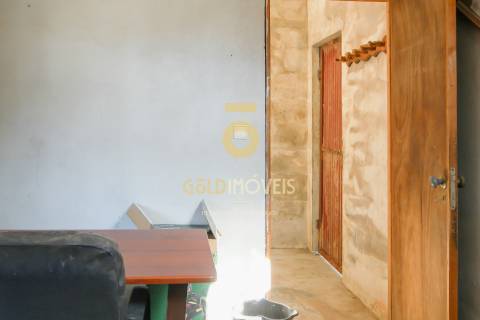 Armazém  Venda em Penamaior,Paços de Ferreira