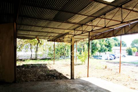 Armazém  Venda em Penamaior,Paços de Ferreira