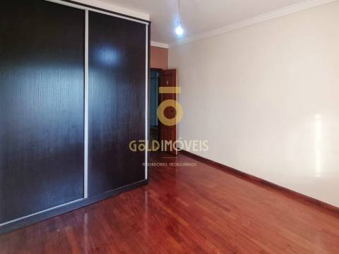 Apartamento T2 Venda em Guilhufe e Urrô,Penafiel