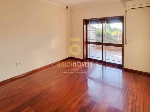 Apartamento T2 Venda em Guilhufe e Urrô,Penafiel