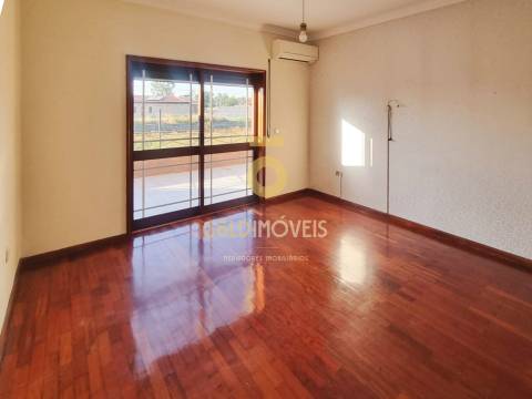 Apartamento T2 Venda em Guilhufe e Urrô,Penafiel