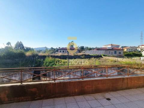 Apartamento T2 Venda em Guilhufe e Urrô,Penafiel