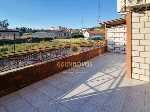 Apartamento T2 Venda em Guilhufe e Urrô,Penafiel