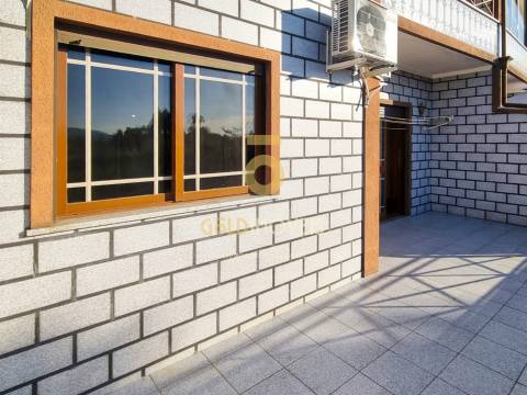 Apartamento T2 Venda em Guilhufe e Urrô,Penafiel
