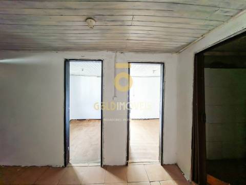 Moradia Rústica T2 Venda em Raiva, Pedorido e Paraíso,Castelo de Paiva