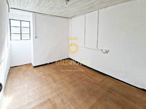 Moradia Rústica T2 Venda em Raiva, Pedorido e Paraíso,Castelo de Paiva