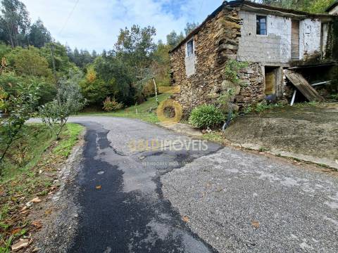 Moradia Rústica T2 Venda em Raiva, Pedorido e Paraíso,Castelo de Paiva