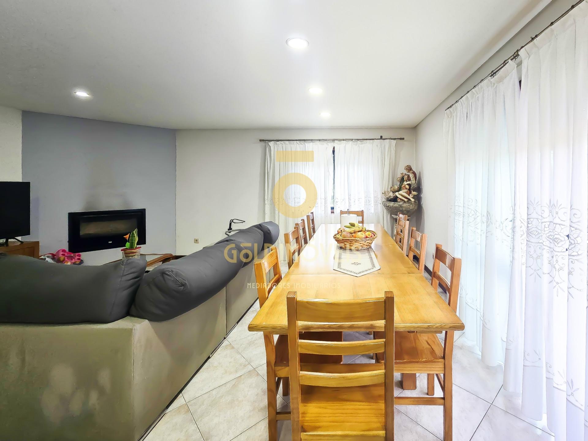 Apartamento T3 Venda em Lourosa,Santa Maria da Feira