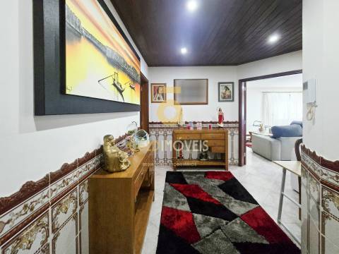 Apartamento T3 Venda em Lourosa,Santa Maria da Feira
