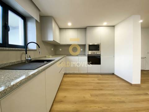 Moradia Geminada T3 Venda em Macieira de Sarnes,Oliveira de Azeméis