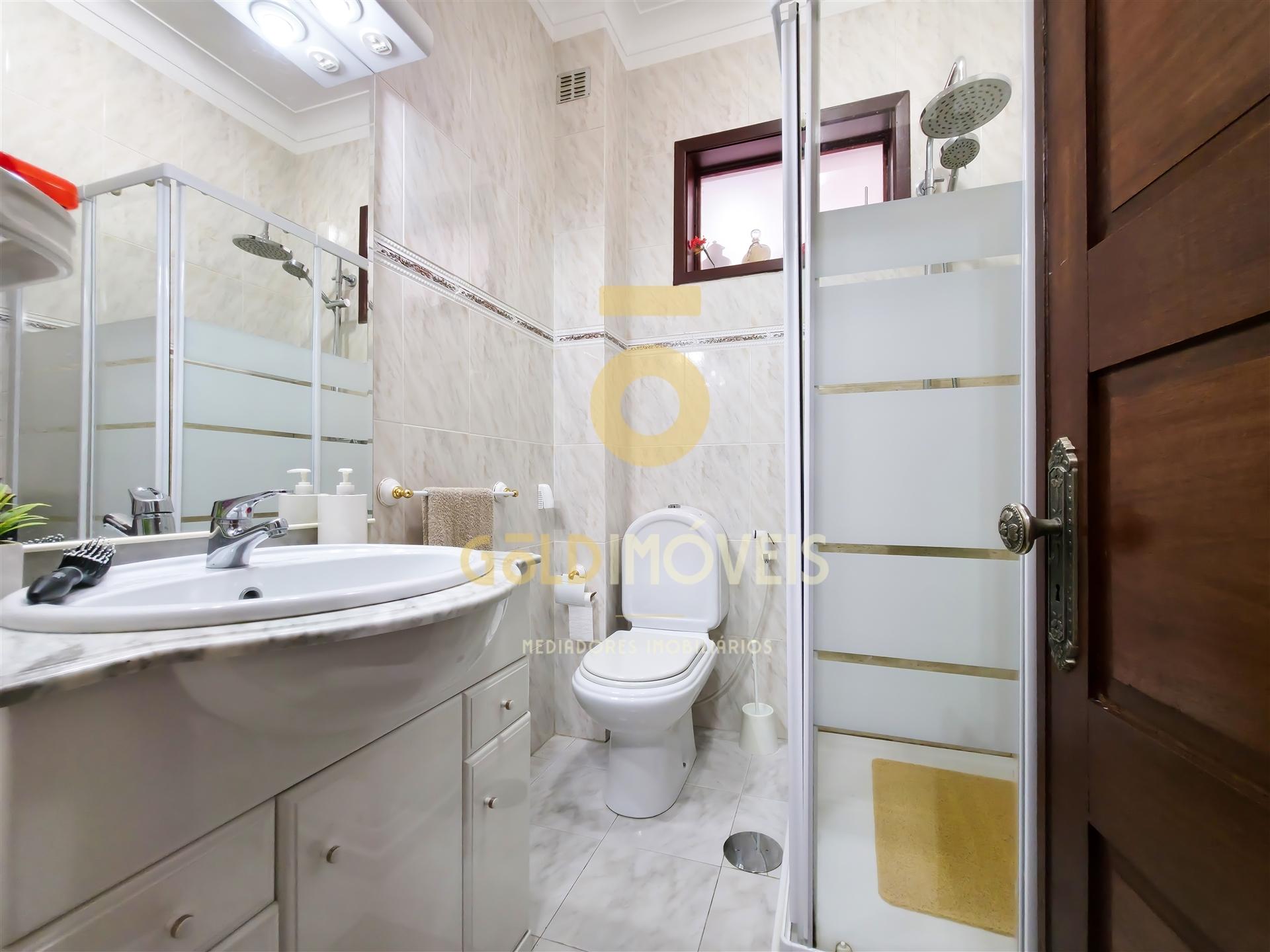 Apartamento T3 DUPLEX Venda em Mafamude e Vilar do Paraíso,Vila Nova de Gaia